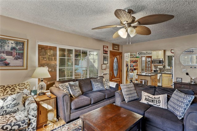 Detail Gallery Image 7 of 30 For 2334 Highbury, Los Angeles,  CA 90032 - 3 Beds | 2 Baths