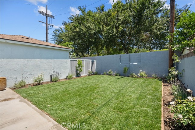 Detail Gallery Image 35 of 39 For 8054 Cedros Ave, Panorama City,  CA 91402 - 5 Beds | 3/1 Baths