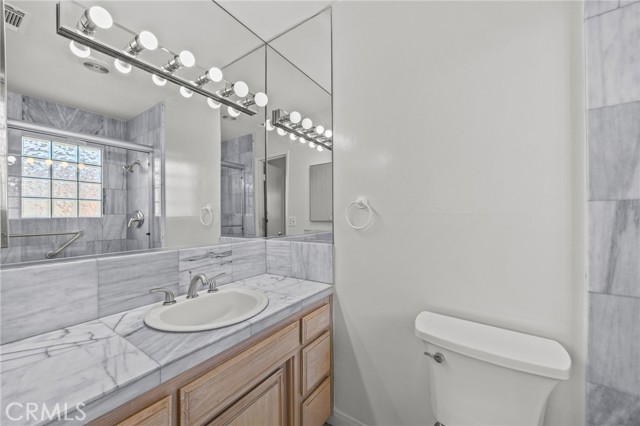 Detail Gallery Image 9 of 38 For 17920 Irvine Bld #55,  Tustin,  CA 92780 - 2 Beds | 2 Baths