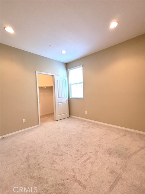Detail Gallery Image 17 of 31 For 7450 Silver Saddle Ct, Corona,  CA 92880 - 5 Beds | 3/1 Baths