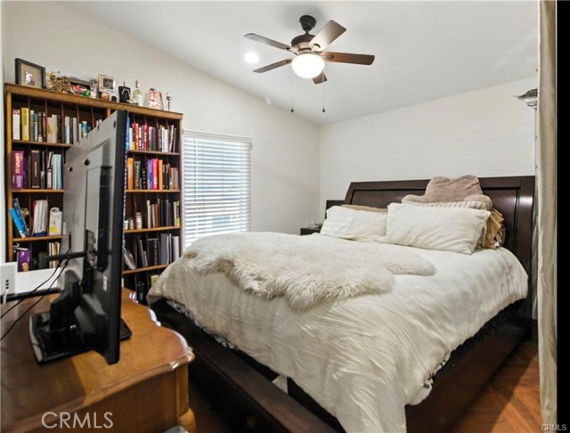 Detail Gallery Image 11 of 22 For 24425 Woolsey Canyon Road #132,  Canoga Park,  CA 91304 - 3 Beds | 2 Baths