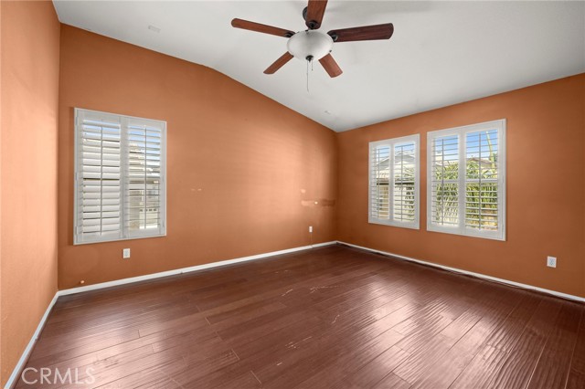28335 Sycamore Drive, Saugus CA: https://media.crmls.org/medias/a4cb8ac5-48f2-40d6-b77b-3dbd2955a2ce.jpg