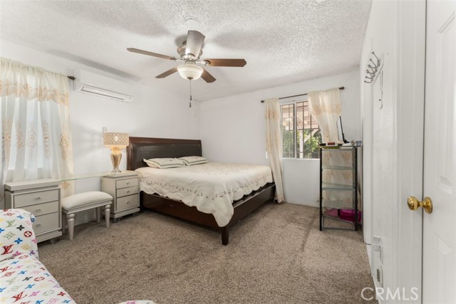 Detail Gallery Image 15 of 24 For 2330 W Lincoln St, Long Beach,  CA 90810 - 3 Beds | 2 Baths