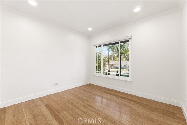 Detail Gallery Image 16 of 36 For 20305 Aetna, Woodland Hills,  CA 91367 - 3 Beds | 2 Baths