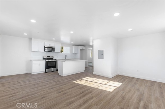 Detail Gallery Image 7 of 24 For 498 E 52nd, Long Beach,  CA 90805 - 2 Beds | 1 Baths