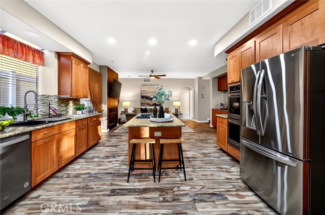 Detail Gallery Image 19 of 60 For 43343 Corte Rialto, Temecula,  CA 92592 - 4 Beds | 3 Baths