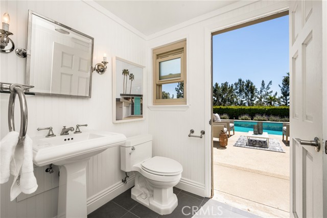 Detail Gallery Image 33 of 51 For 11042 Hunting Horn, North Tustin,  CA 92705 - 5 Beds | 3/1 Baths