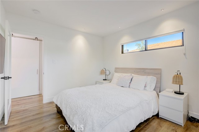 Detail Gallery Image 41 of 66 For 8161 Encino Ave, Northridge,  CA 91325 - 4 Beds | 3 Baths