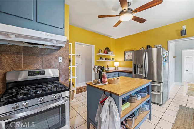 3511 E 2nd Street, Los Angeles CA: https://media.crmls.org/medias/a4cdf1eb-232f-4e3e-a1cb-4a09058b6594.jpg