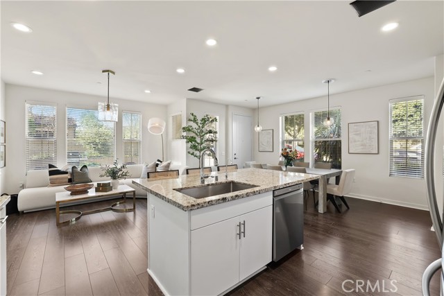 Detail Gallery Image 14 of 44 For 12 Prominence, Lake Forest,  CA 92630 - 3 Beds | 2/1 Baths