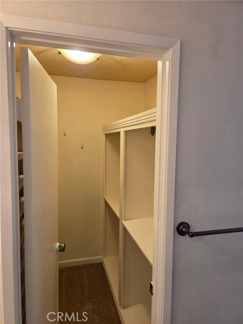 5 Country Mile Road, Pomona CA: https://media.crmls.org/medias/a4cdf589-5d67-4a26-8414-67cc5301750d.jpg