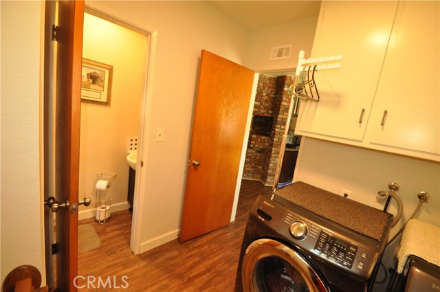 874 W 19th Street, Upland CA: https://media.crmls.org/medias/a4ce37bb-70e1-443b-b942-c3010f523346.jpg