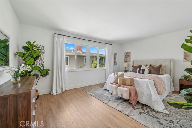 1741 5B Tustin Avenue, Costa Mesa CA: https://media.crmls.org/medias/a4cf085f-5a2d-43f7-b953-3660d7a15faf.jpg