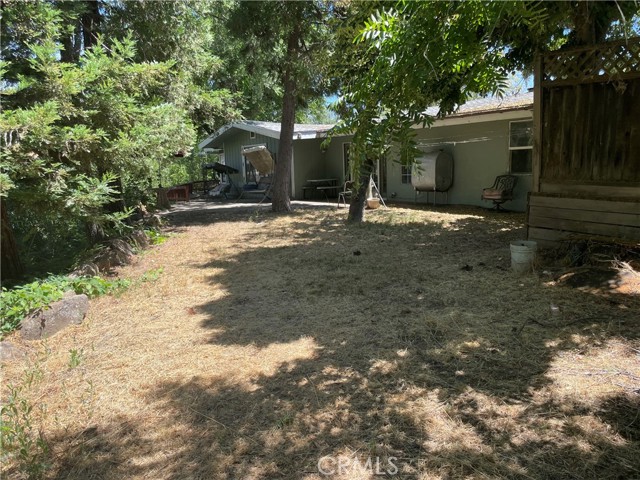 8031 Lake Street, Lower Lake CA: https://media.crmls.org/medias/a4cf97b3-2a3f-4b17-a904-ae2ba01394b7.jpg