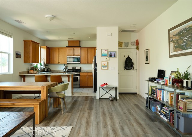 Detail Gallery Image 1 of 1 For 3592 Broad St #200,  San Luis Obispo,  CA 93401 - 1 Beds | 1 Baths