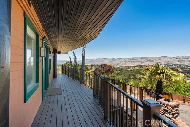 1110 Deer Canyon Road, Arroyo Grande CA: https://media.crmls.org/medias/a4d0311b-9c84-46da-a7a2-5db6fb309197.jpg