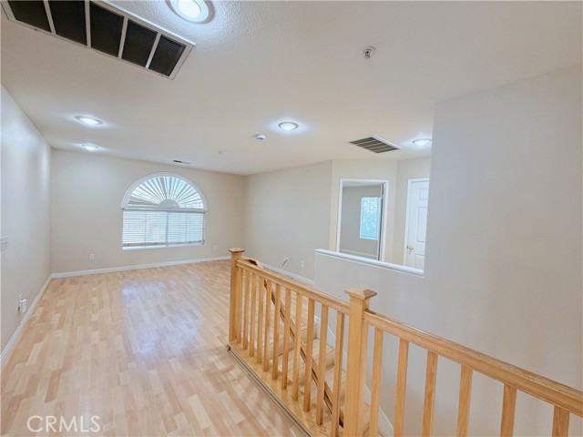 Detail Gallery Image 16 of 36 For 5793 Oakdale Ln, Fontana,  CA 92336 - 5 Beds | 3 Baths