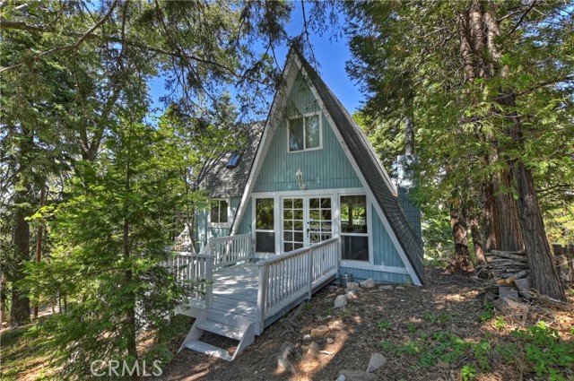 Detail Gallery Image 1 of 48 For 324 Mittry Ln, Lake Arrowhead,  CA 92352 - 2 Beds | 1/1 Baths