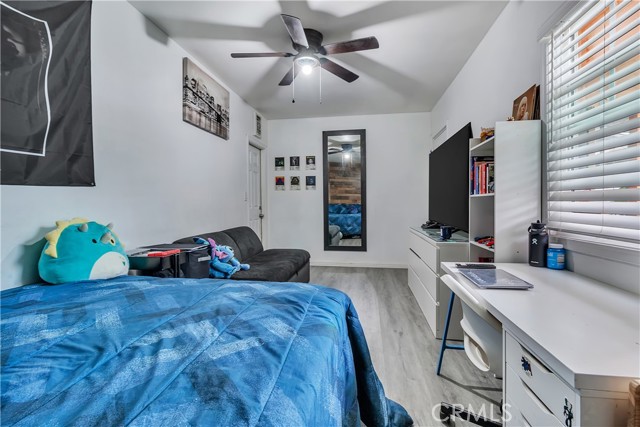 5231 1/2 Clara Street, Cudahy CA: https://media.crmls.org/medias/a4d15cf2-070a-4ff6-8945-1c8e5ae9b558.jpg
