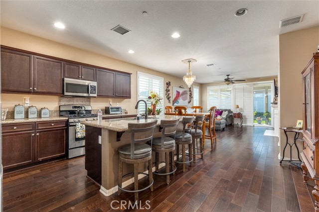 Detail Gallery Image 2 of 24 For 353 Blowing Rock, Beaumont,  CA 92223 - 2 Beds | 2 Baths