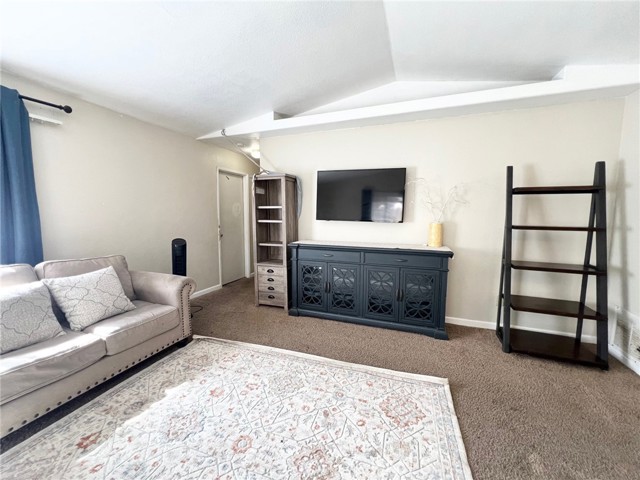 Detail Gallery Image 9 of 11 For 2993 Birmingham Ct, Merced,  CA 95340 - 3 Beds | 2 Baths
