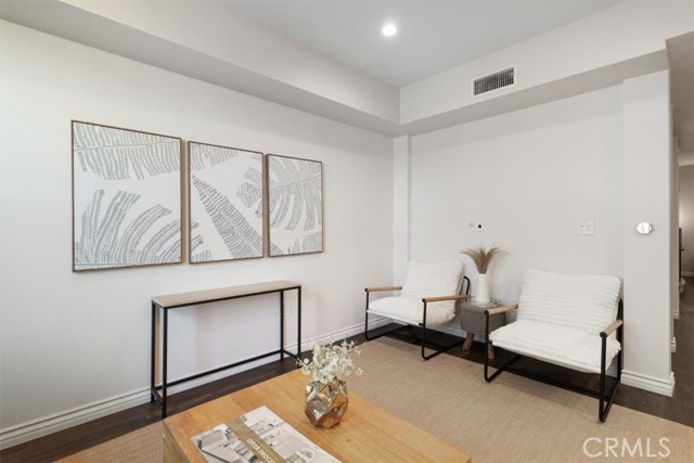 89 E Commonwealth Avenue, Alhambra CA: https://media.crmls.org/medias/a4d2d910-f712-4674-ae84-e700559fa565.jpg