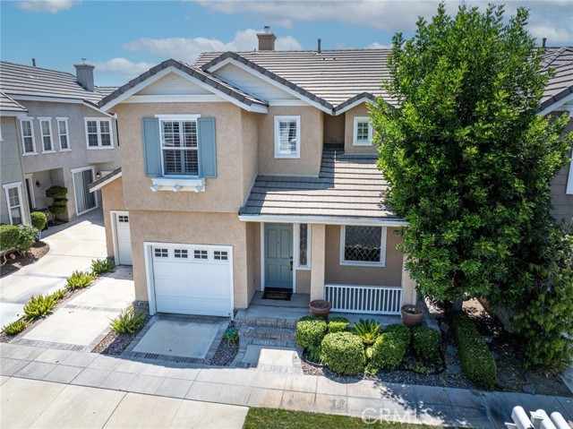 Detail Gallery Image 1 of 40 For 23346 Clearwater Ln, Valencia,  CA 91355 - 4 Beds | 2/1 Baths