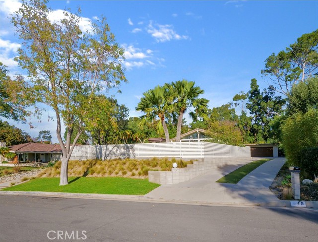 15 Dorado Place, Rolling Hills Estates, California 90274, 4 Bedrooms Bedrooms, ,2 BathroomsBathrooms,Residential,Sold,Dorado,SB22016341