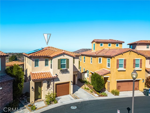 Beautiful Home with Scenic Hillside and Ocean Views