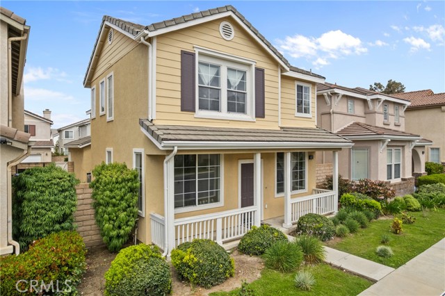 Detail Gallery Image 2 of 32 For 2535 Canterbury Ln, Simi Valley,  CA 93063 - 4 Beds | 2/1 Baths