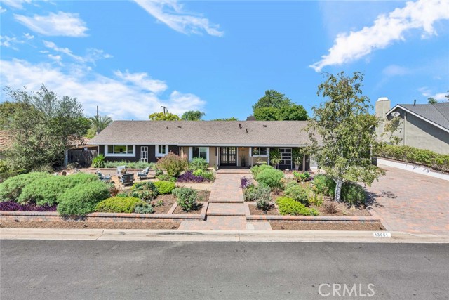 Detail Gallery Image 26 of 30 For 13051 Earlham St, North Tustin,  CA 92705 - 3 Beds | 2 Baths