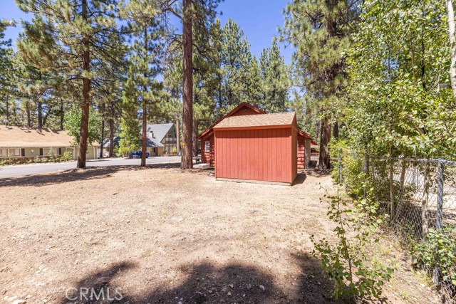 Detail Gallery Image 34 of 48 For 39135 Buckthorn Rd, Big Bear Lake,  CA 92315 - 2 Beds | 1 Baths