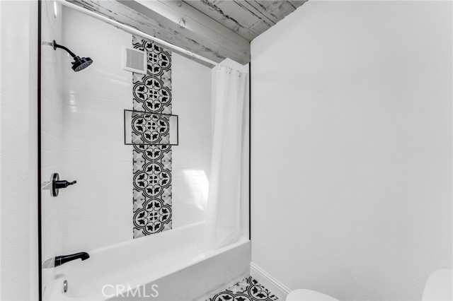 1536 Pleasant Hill Road, Lafayette CA: https://media.crmls.org/medias/a4d73fec-e5bc-499f-8909-07ae5f29f43a.jpg