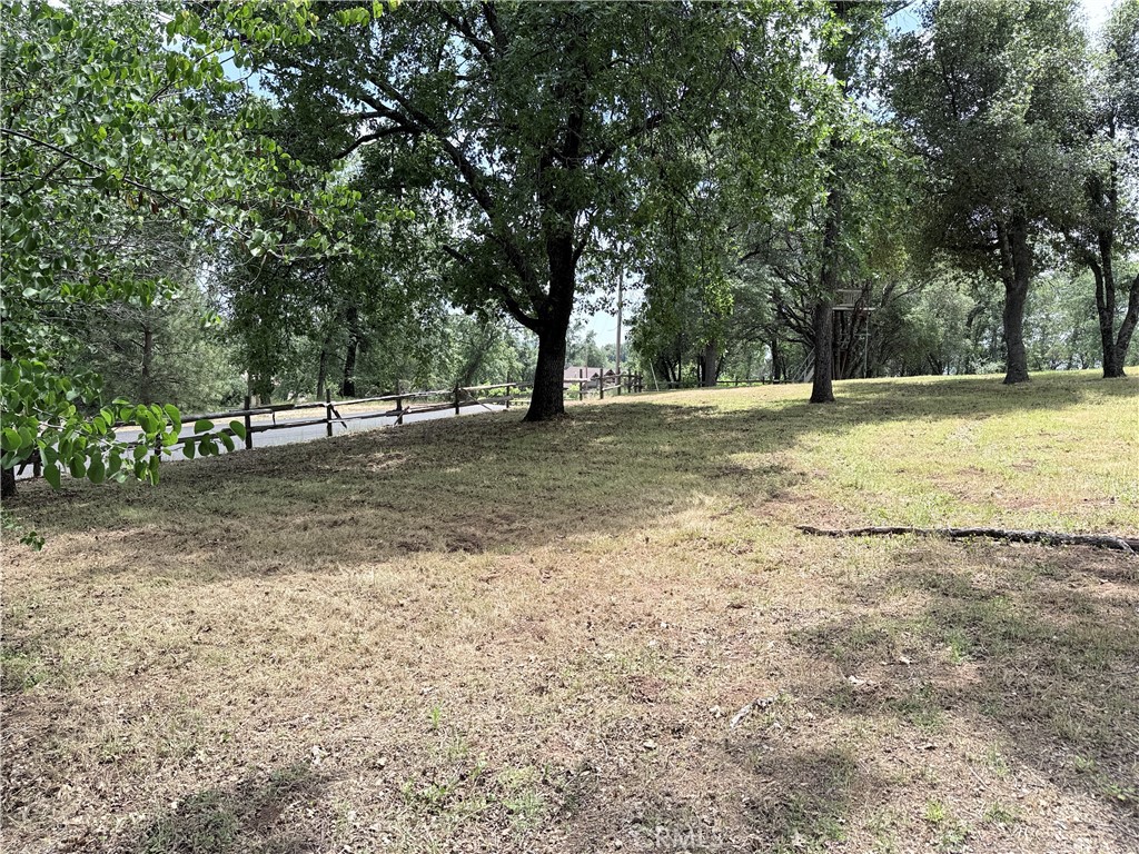 https://media.crmls.org/medias/a4d78f48-e344-4697-b3e6-25ac175cd46f.jpg?preset=X-Large