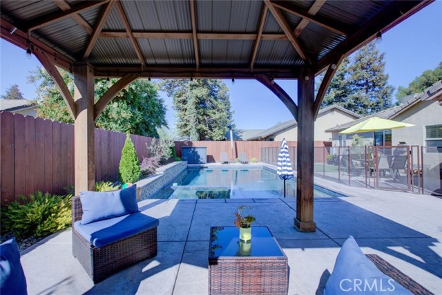 20443 Songbird Way, Hilmar CA: https://media.crmls.org/medias/a4d799fa-0a64-4ced-bef7-7c1888fe6286.jpg