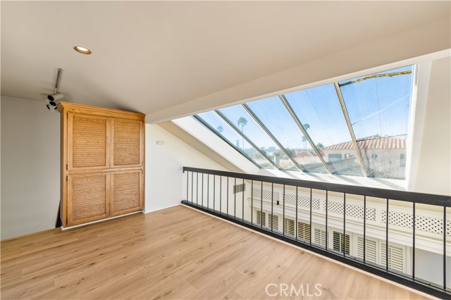 1510 W Oceanfront, Newport Beach CA: https://media.crmls.org/medias/a4d85396-1643-4d50-b379-2d21114832f2.jpg