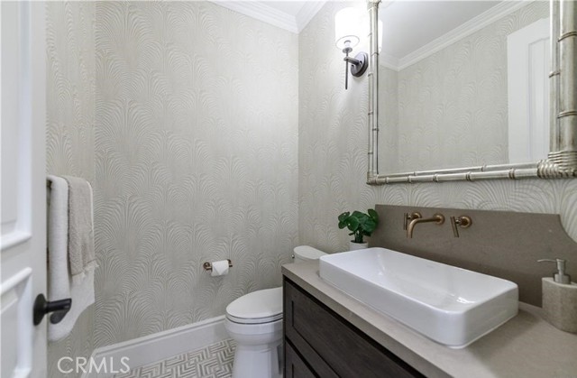 2119 Holly Avenue, Arcadia CA: https://media.crmls.org/medias/a4db48bc-b3f1-4039-b328-32015dbb5d65.jpg