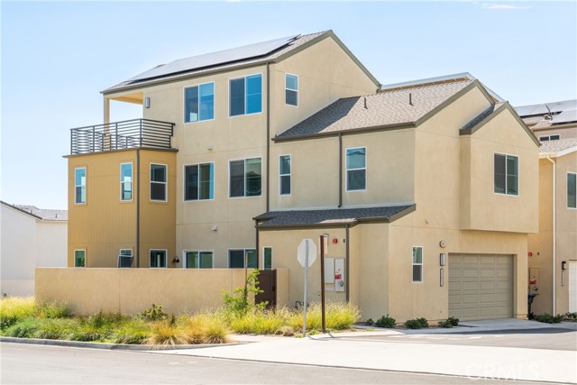 187 yugen, Irvine CA: https://media.crmls.org/medias/a4dbd64a-fd81-4e12-abcf-820d2c4abe41.jpg