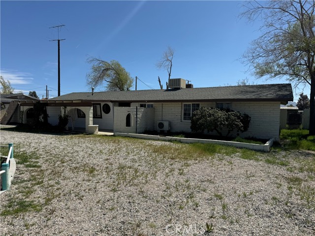 Detail Gallery Image 1 of 14 For 21895 Biloxi Rd, Apple Valley,  CA 92307 - 3 Beds | 1 Baths