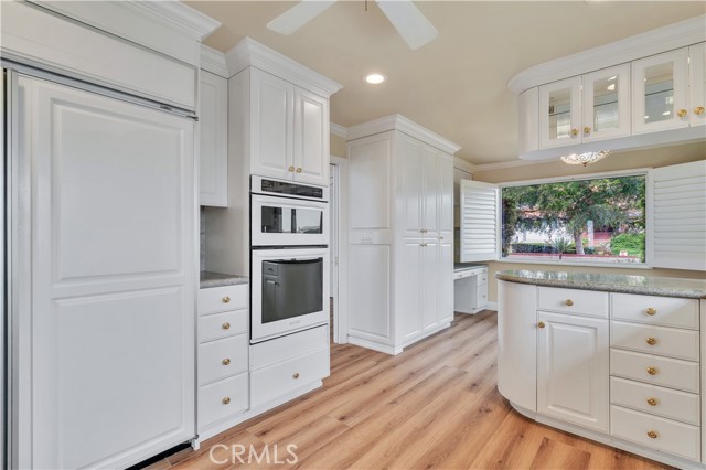 28927 Doverridge Drive, Rancho Palos Verdes CA: https://media.crmls.org/medias/a4dbf1b1-c5fa-4d25-b809-e29d9868bf33.jpg