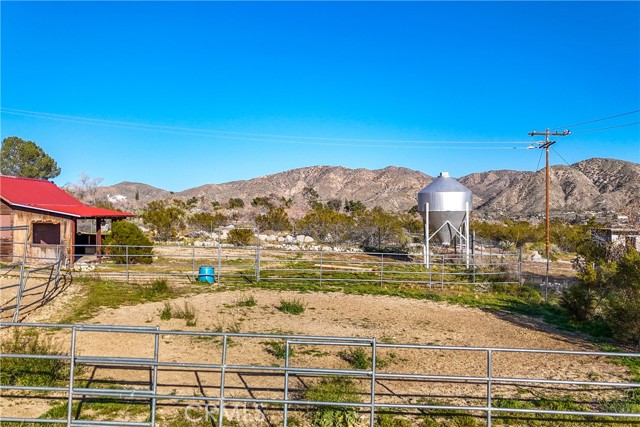 Detail Gallery Image 40 of 70 For 8949 Desert Willow Trl, Morongo Valley,  CA 92256 - 3 Beds | 2 Baths