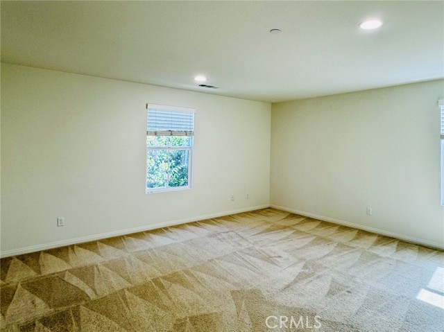 5072 S Heritage Paseo, Ontario CA: https://media.crmls.org/medias/a4ddaaa2-2801-4a76-8750-4f51a5687fb4.jpg