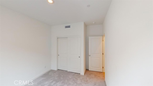 Detail Gallery Image 9 of 53 For 16424 Whittier Bld #3,  Whittier,  CA 90603 - 4 Beds | 4 Baths