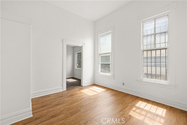 1037 Alpine Street, Los Angeles CA: https://media.crmls.org/medias/a4def8e4-1b2a-4e64-a9f4-c7ab14a1a5a9.jpg