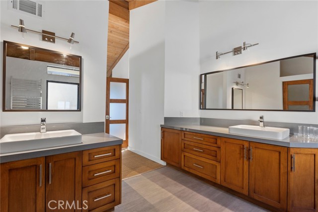 Detail Gallery Image 9 of 26 For 49 Woodhaven Dr, Laguna Niguel,  CA 92677 - 4 Beds | 3 Baths