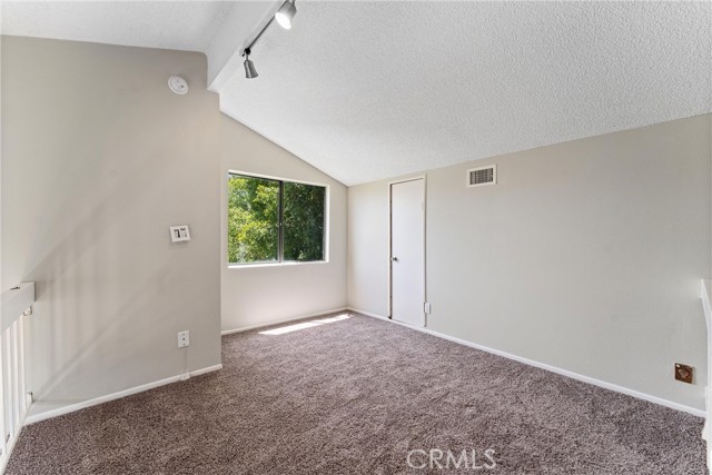 Detail Gallery Image 16 of 28 For 18433 Hatteras St #506,  Tarzana,  CA 91356 - 2 Beds | 2 Baths