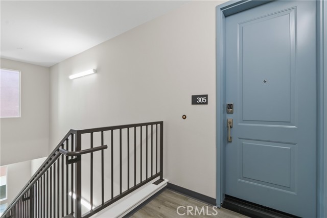 Detail Gallery Image 7 of 30 For 960 N Tangent Privado #305,  Ontario,  CA 91764 - 3 Beds | 2 Baths