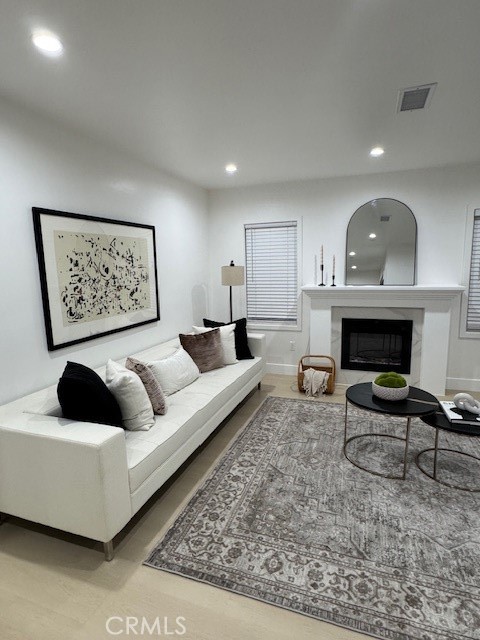 Detail Gallery Image 2 of 7 For 8177 San Antonio Ave, South Gate,  CA 90280 - – Beds | – Baths