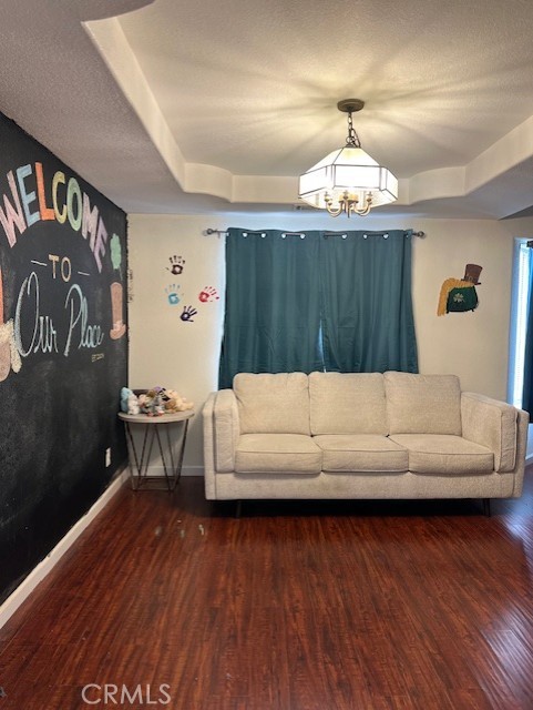 Detail Gallery Image 5 of 27 For 7653 Phelan, Phelan,  CA 92371 - 4 Beds | 3 Baths