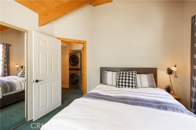 42816 Monterey Street, Big Bear Lake CA: https://media.crmls.org/medias/a4e30584-3c08-446b-b358-2e8c20bb4c4a.jpg